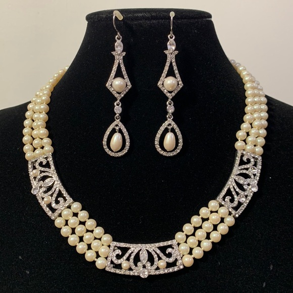 Jewelry - pearl, rhinestone and sliver set